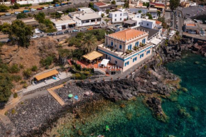 Гостиница Hotel L'Ariana ISOLE EOLIE - UNA Esperienze  Лени